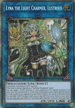 Lyna the Light Charmer, Lustrous (V.2 - Starlight Rare) 