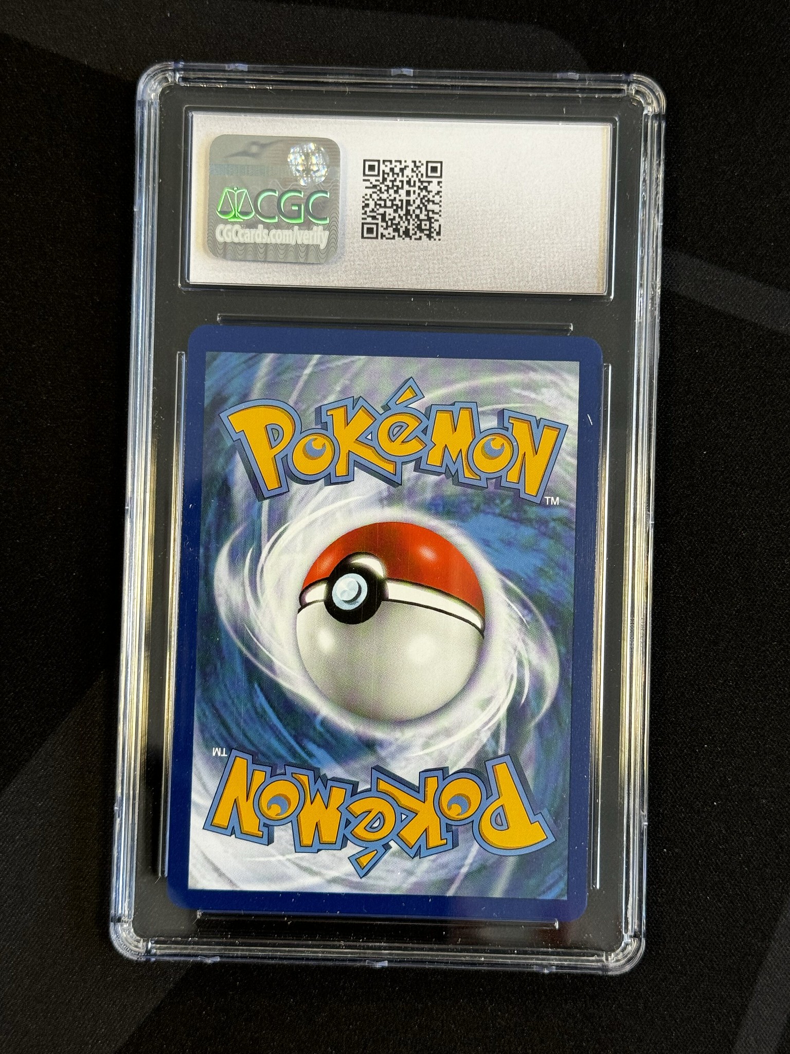 Sylveon GX - HIF 76 - German - CGC 9.5